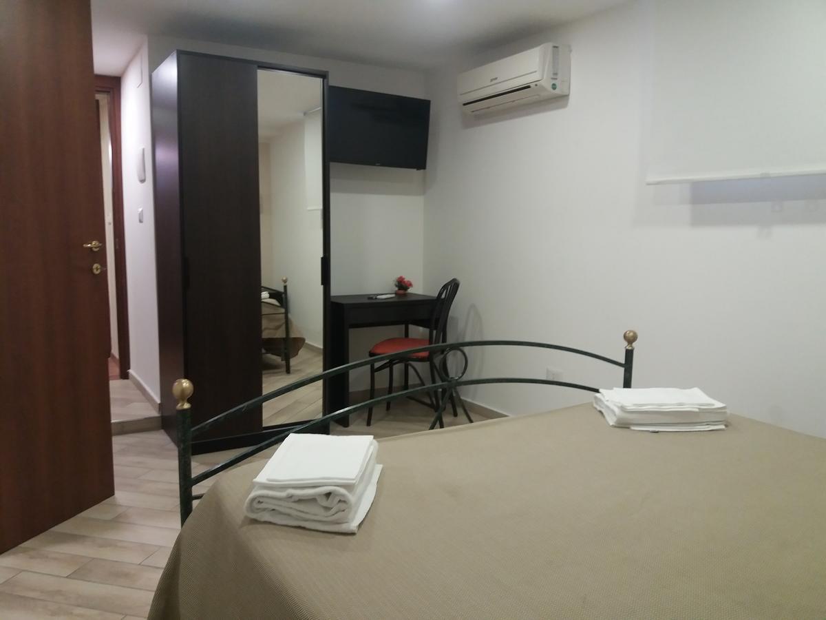 Hotel Il Castelletto Roma Exterior foto